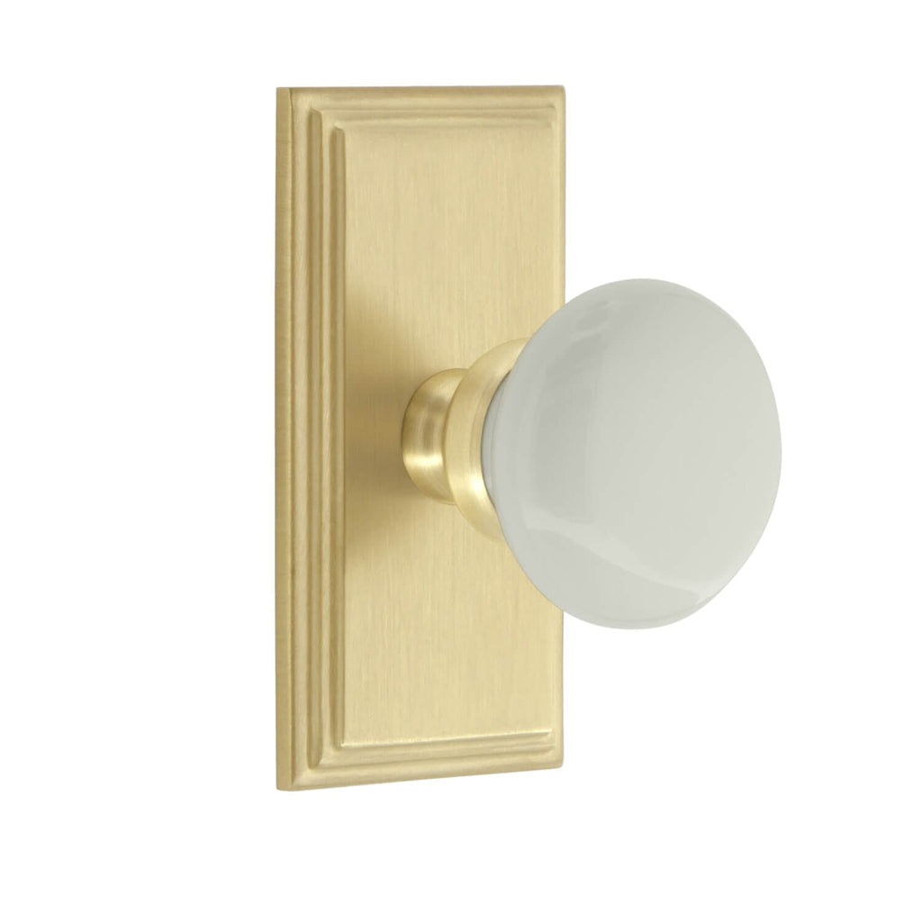 Carré Short Plate with Hyde Park Knob in Satin Brass