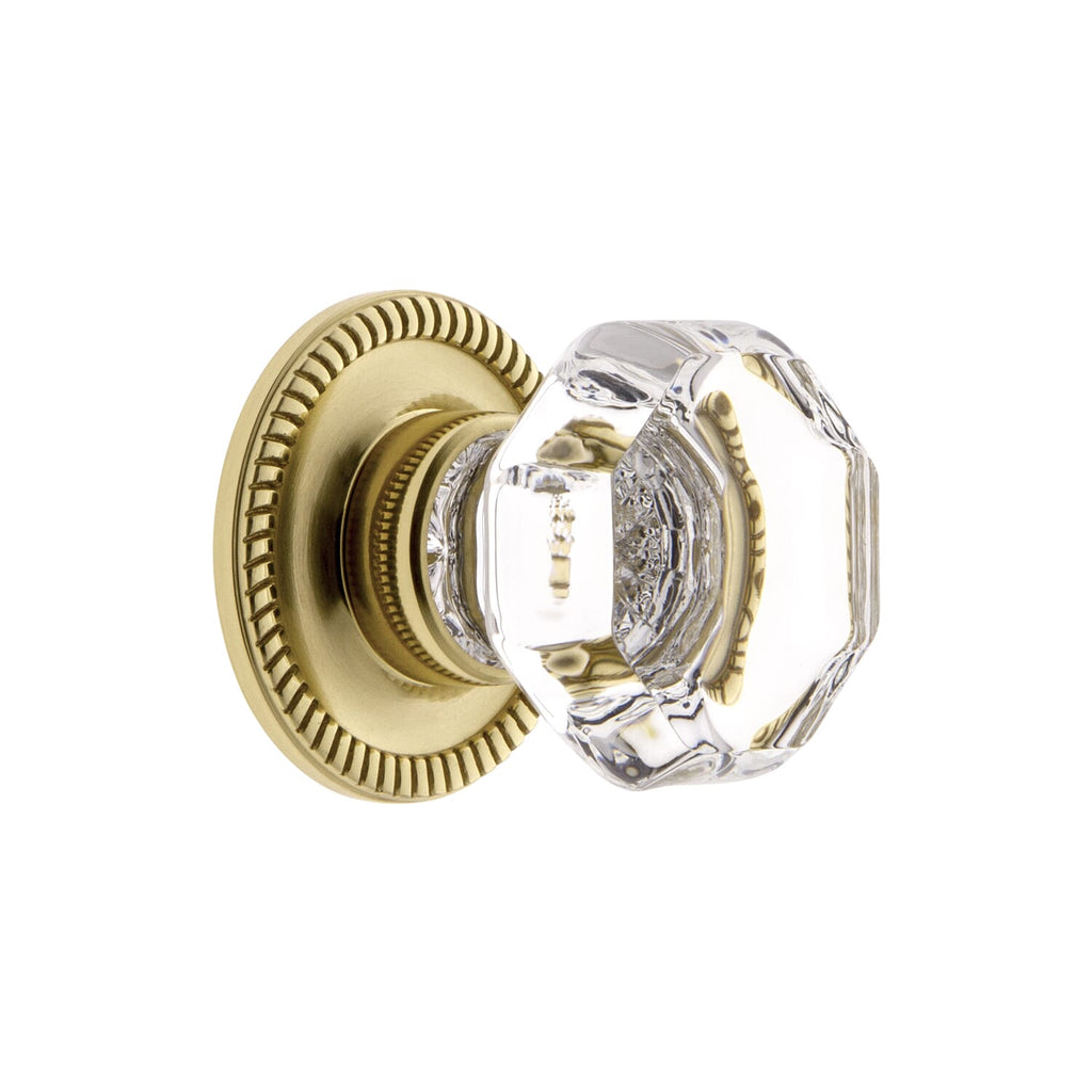 Chambord Crystal 1-3/8" Cabinet Knob with Newport Rosette in Polished Brass