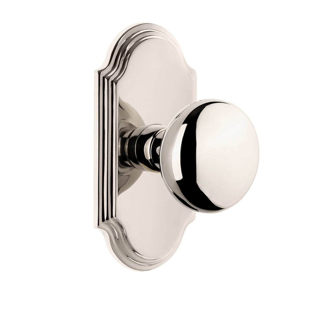 Arc Short Plate with Fifth Avenue Knob in Polished Nickel