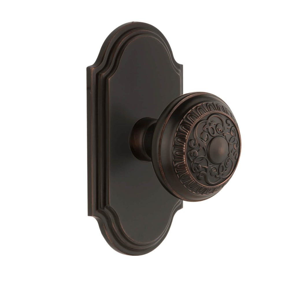 Arc Short Plate with Windsor Knob in Timeless Bronze