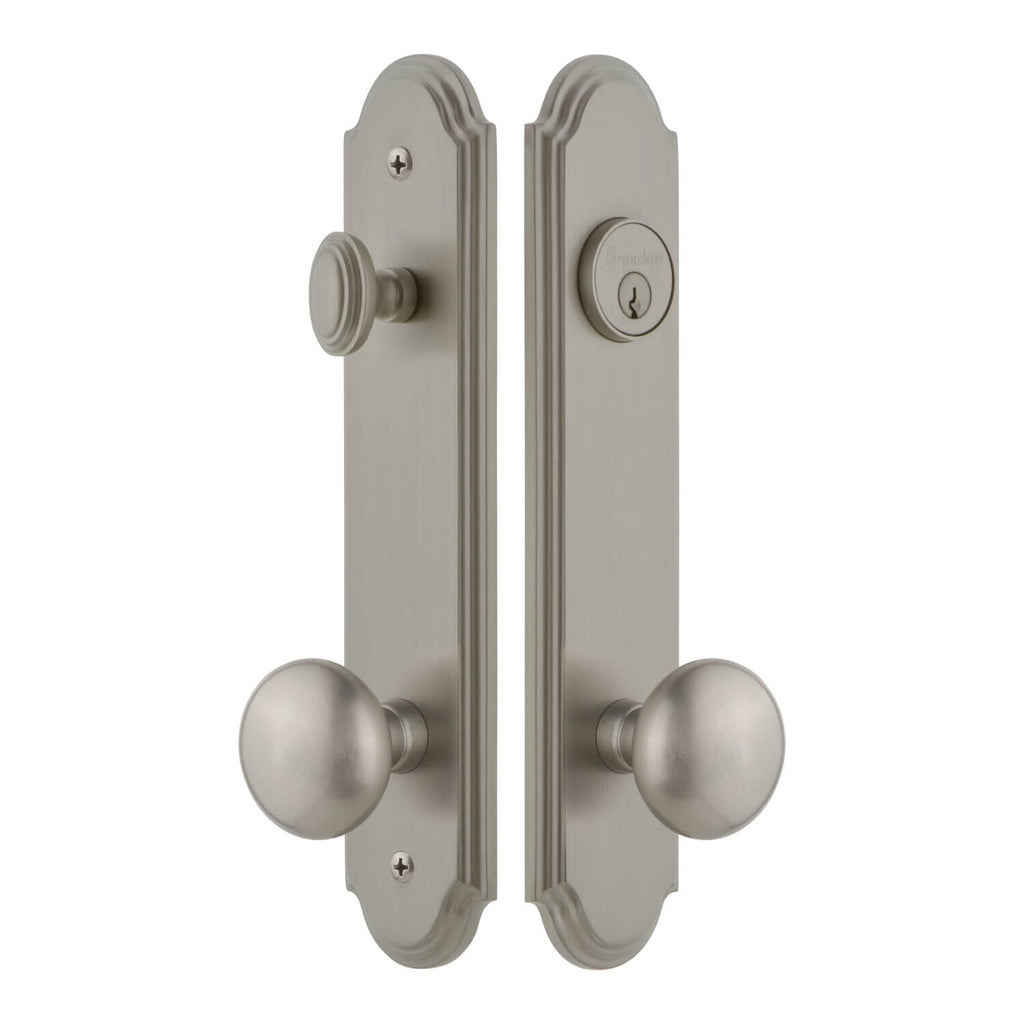 Arc Tall Plate Entry Set with Fifth Avenue Knob in Satin Nickel