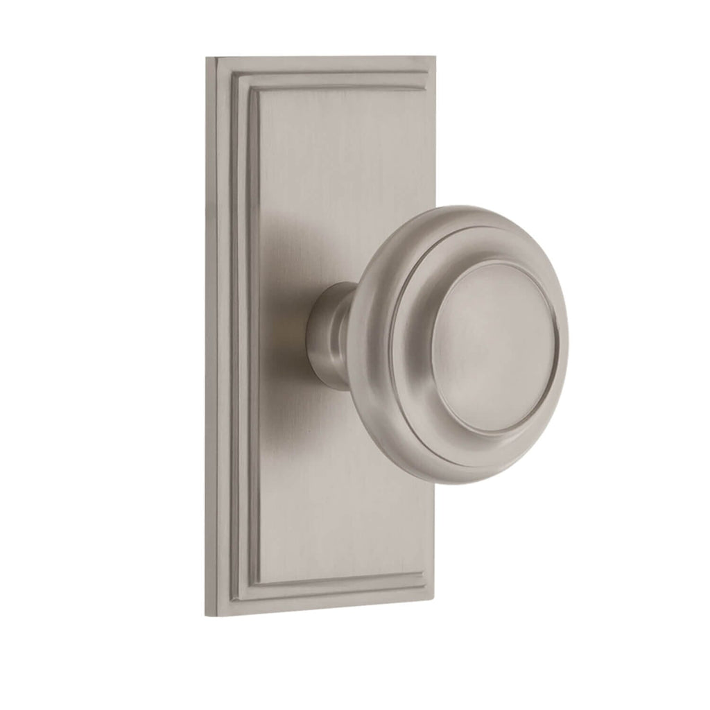 Carré Short Plate with Circulaire Knob in Satin Nickel