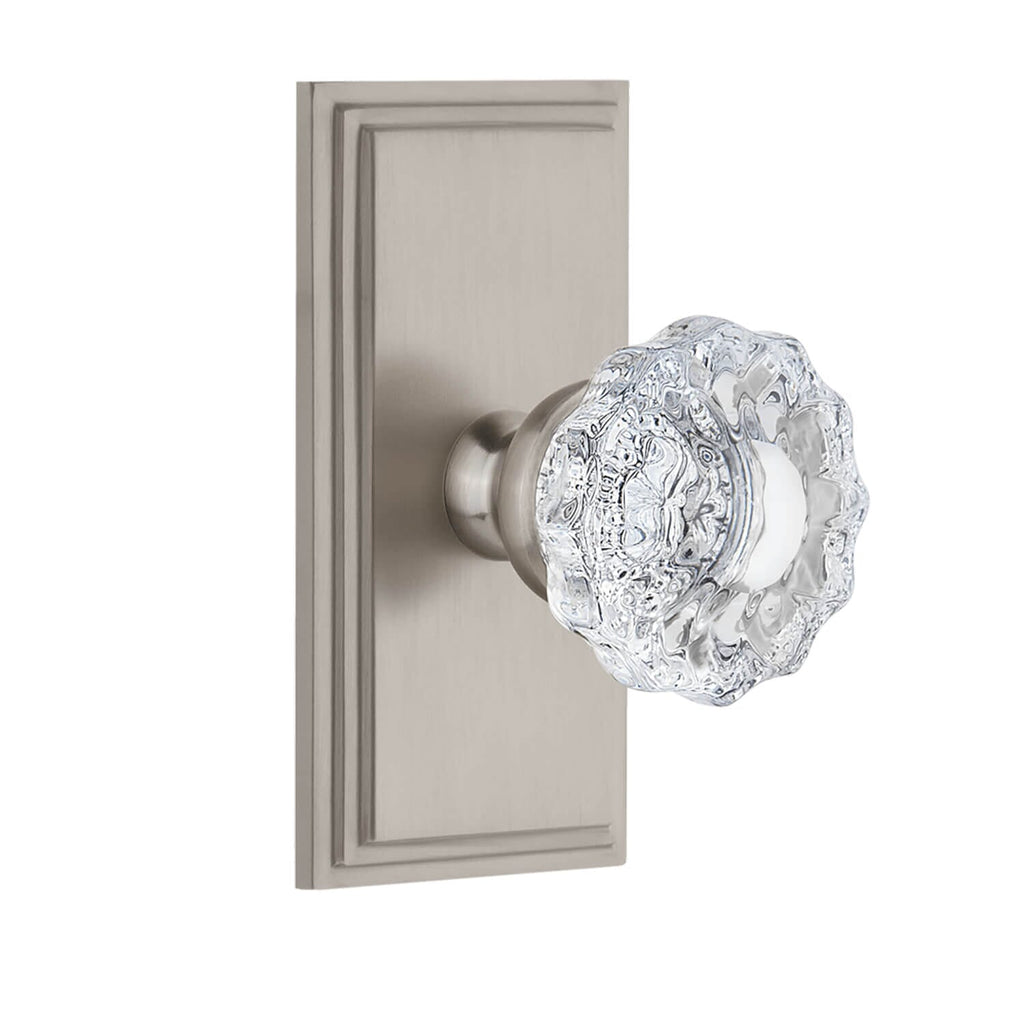 Carré Short Plate with Versailles Crystal Knob in Satin Nickel