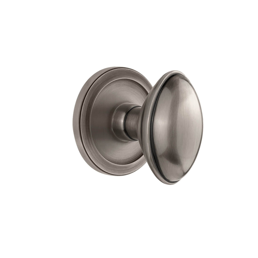 Circulaire Rosette with Eden Prairie Knob in Antique Pewter