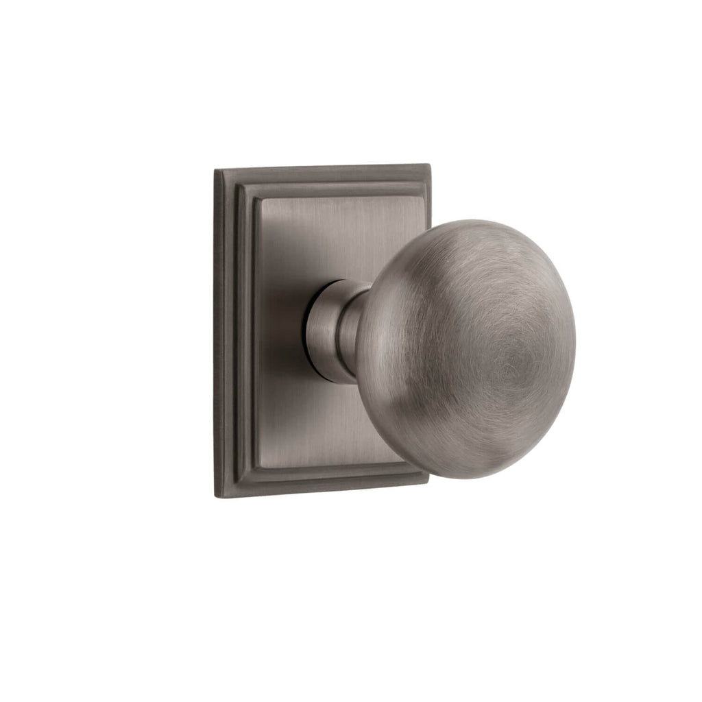 Carré Square Rosette with Fifth Avenue Knob in Antique Pewter