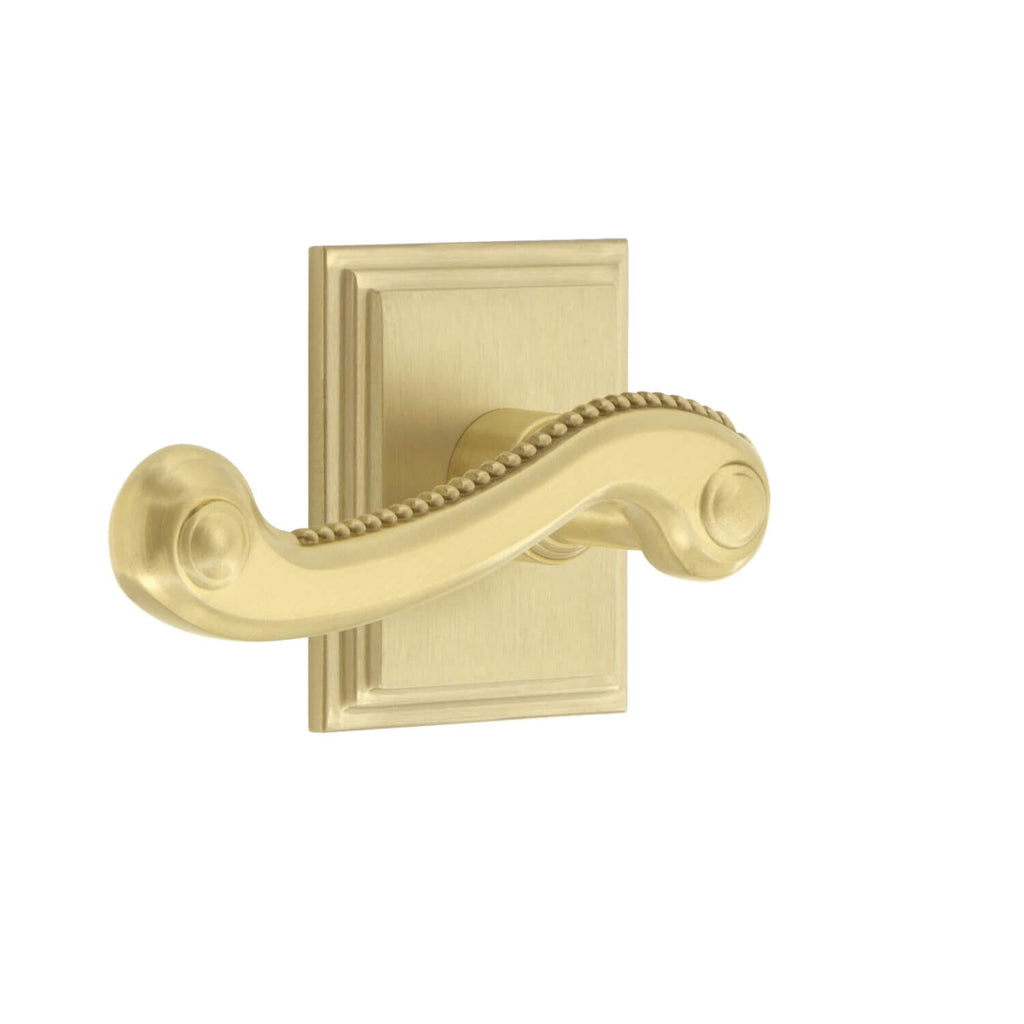 Carré Square Rosette with Newport Lever in Satin Brass