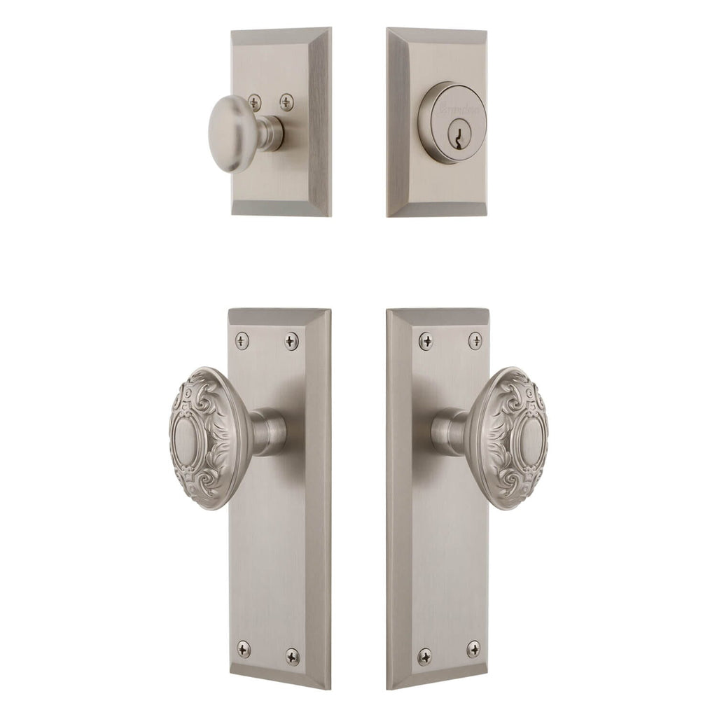 Fifth Avenue Long Plate Entry Set with Grande Victorian Knob in Satin Nickel