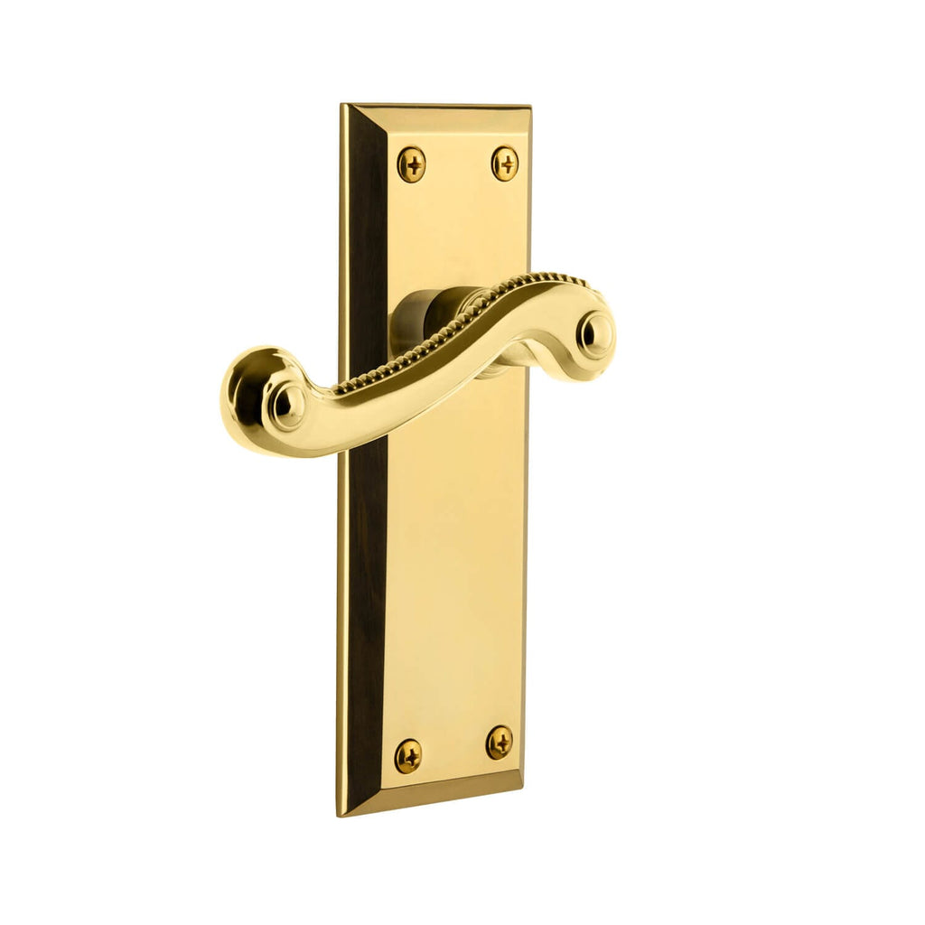 Fifth Avenue Long Plate with Newport Lever in Polished Brass