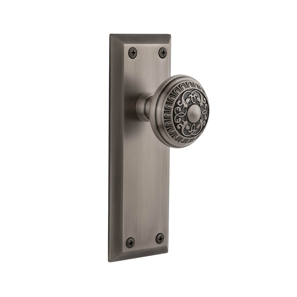 Fifth Avenue Long Plate with Windsor Knob in Antique Pewter