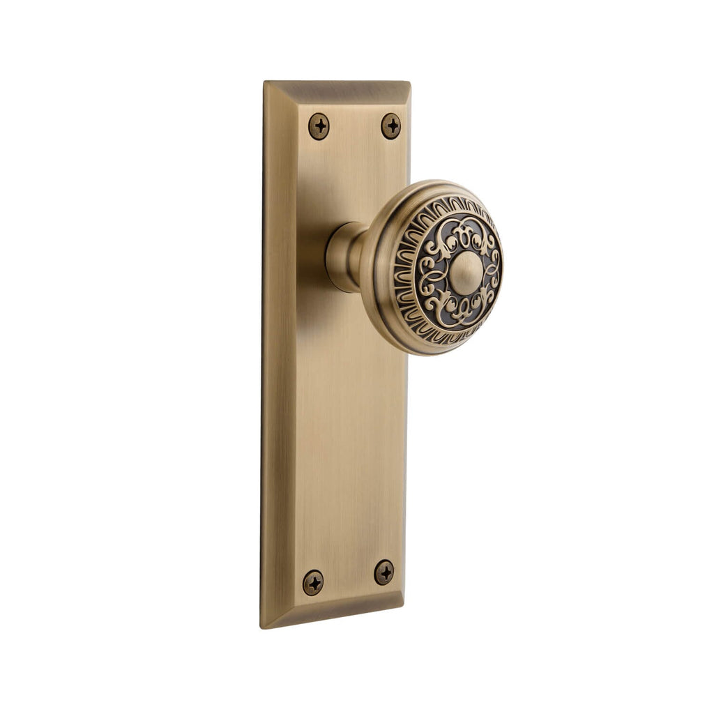 Fifth Avenue Long Plate with Windsor Knob in Vintage Brass