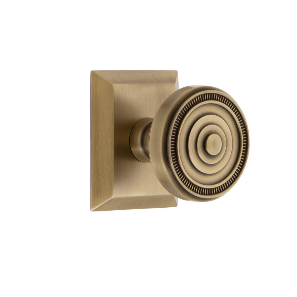 Fifth Avenue Square Rosette with Soleil Knob in Vintage Brass