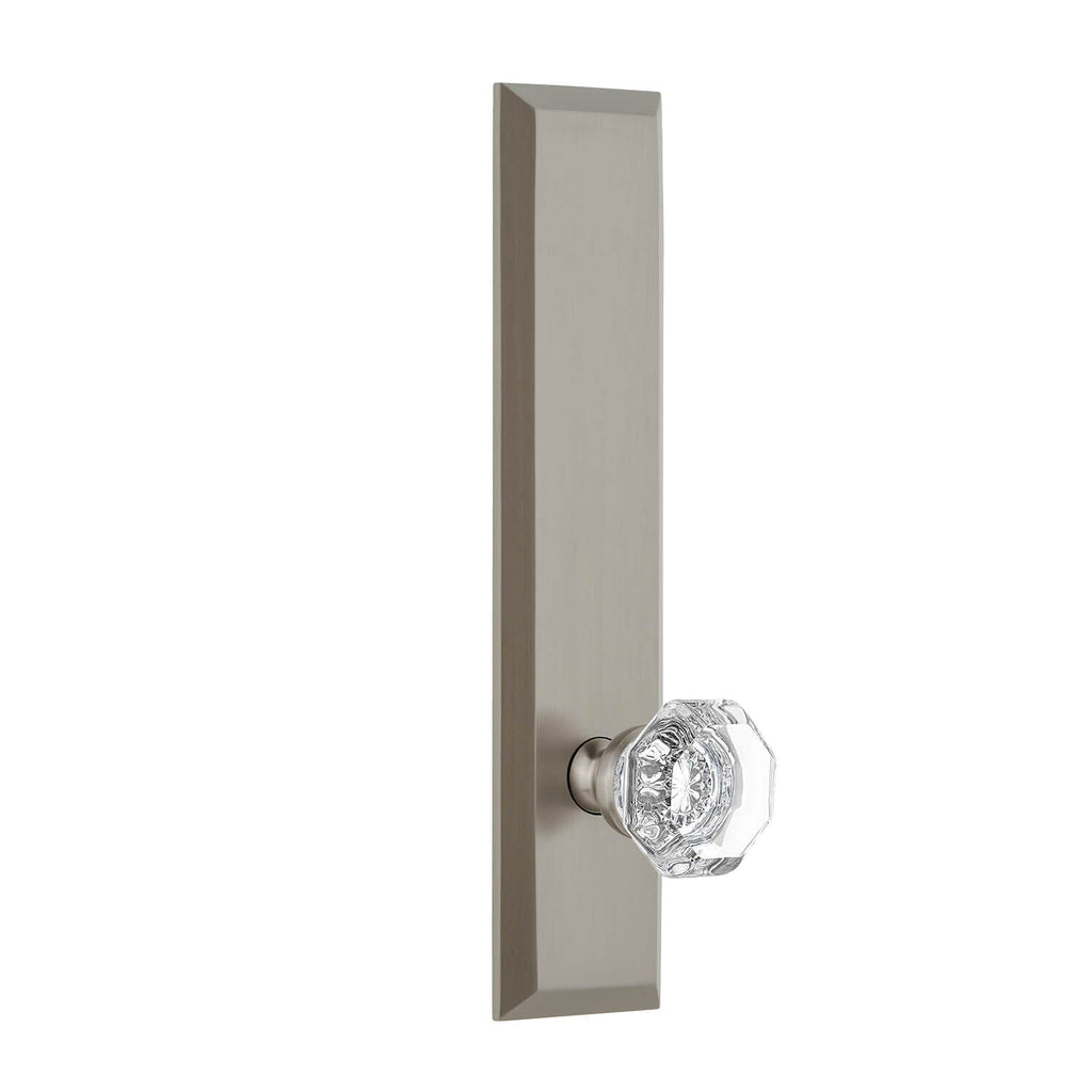 Fifth Avenue Tall Plate with Chambord Crystal Knob in Satin Nickel