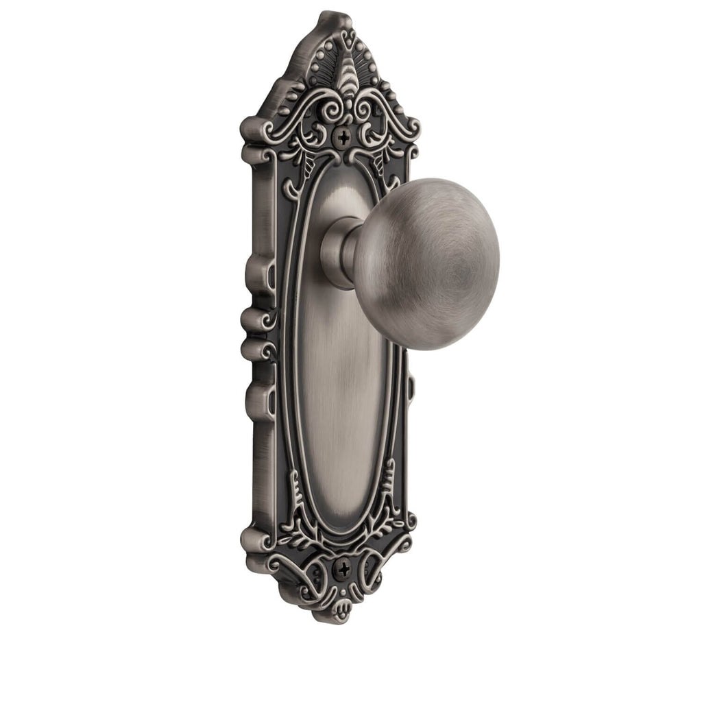 Grande Victorian Long Plate with Fifth Avenue Knob in Antique Pewter
