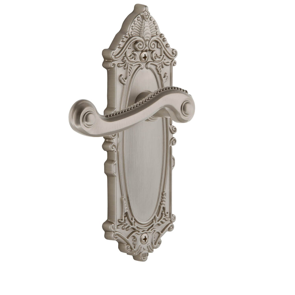 Grande Victorian Long Plate with Newport Lever in Satin Nickel