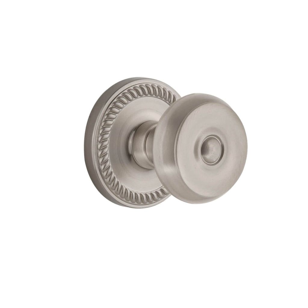 Newport Rosette with Bouton Knob in Satin Nickel