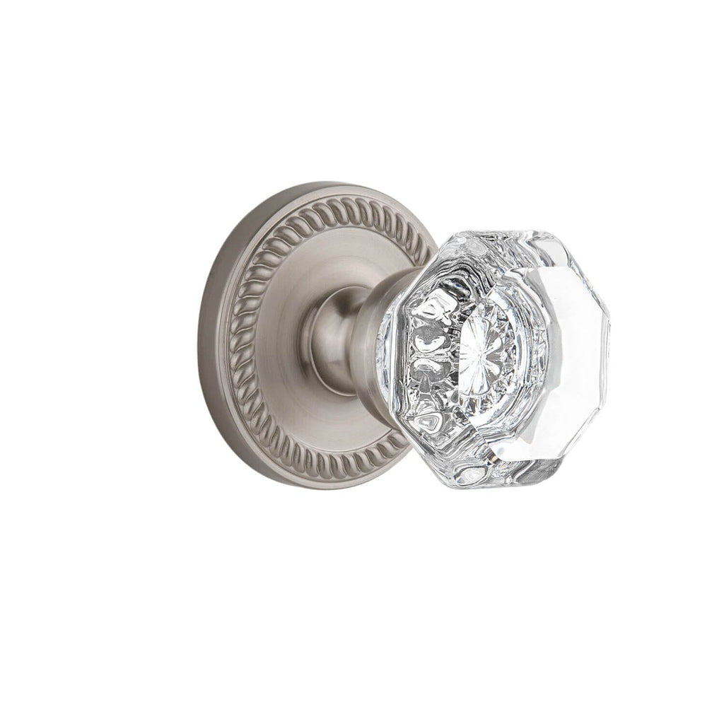 Newport Rosette with Chambord Crystal Knob in Satin Nickel
