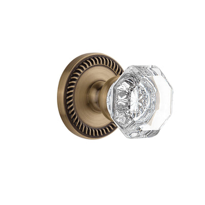 Grandeur Hardware Newport Rosette with Chambord Crystal Knob in Vintage Brass