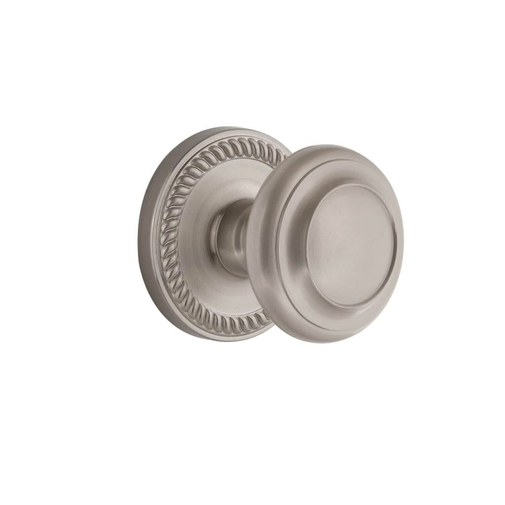 Newport Rosette with Circulaire Knob in Satin Nickel