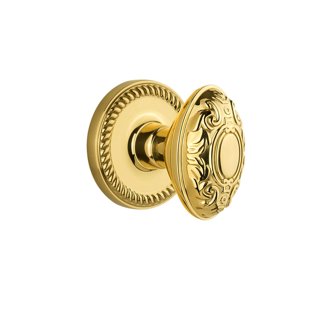 Newport Rosette with Grande Victorian Knob in Polished Brass