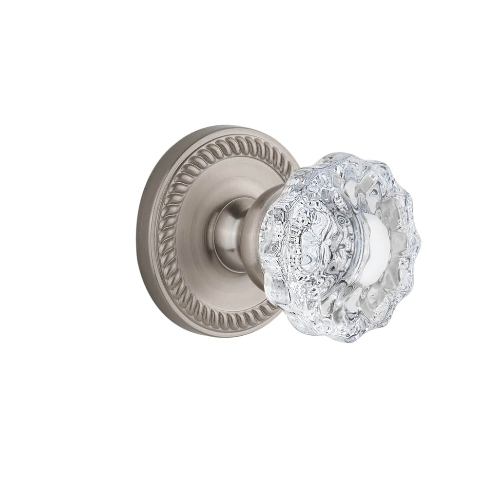 Newport Rosette with Versailles Crystal Knob in Satin Nickel