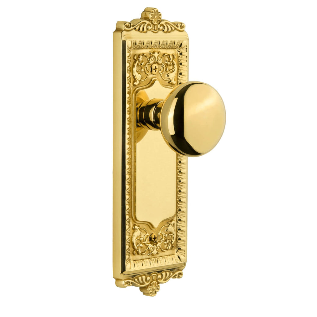 Windsor Long Plate with Fifth Avenue Knob in Polished Brass